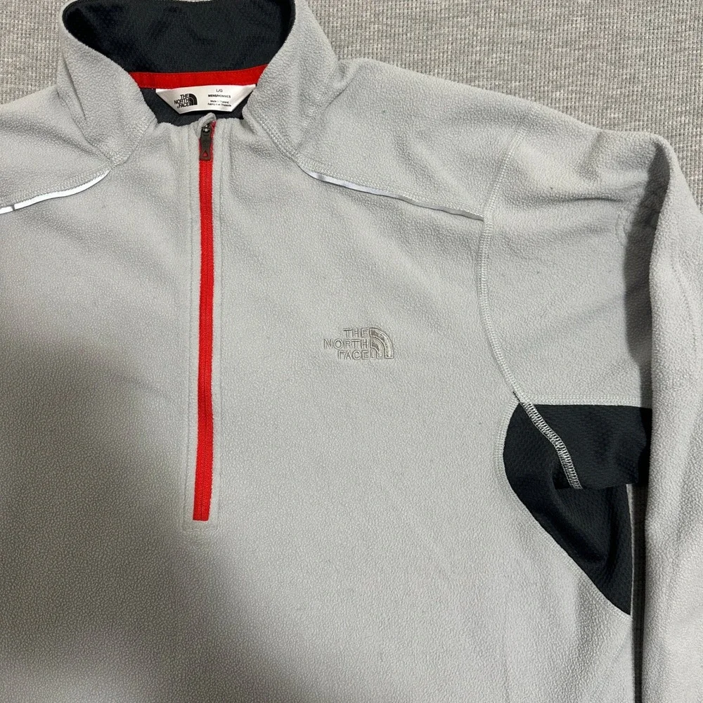 The North Face Mens Large Gray 1/4 Zip‎ Fleece Pullover Reflective Trim Active L